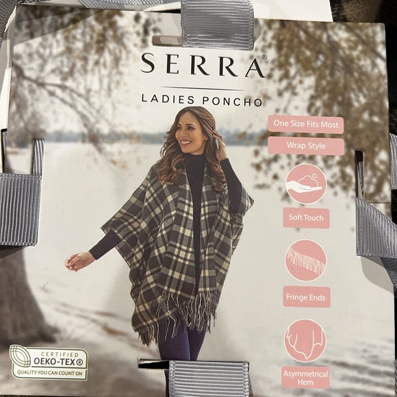 New with Tag Serra Women’s Plaid Fringe Poncho - Picture 3 of 5